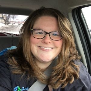 Meet your Posher, Andrea